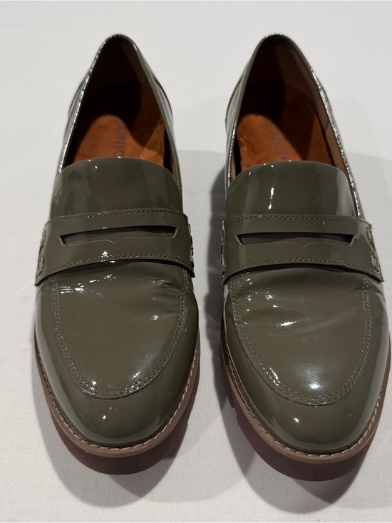 Vionic Shoes - Vionic Cheryl Loafers Olive Green Patent Leather Womens Size 10 Slip On Lug Sole